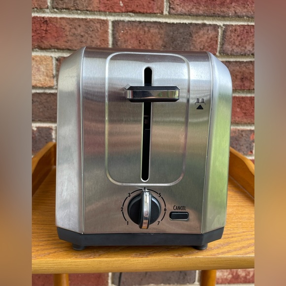 Hamilton Beach 2-Slice Toaster Brushed Stainless Steel - Picture 4 of 6